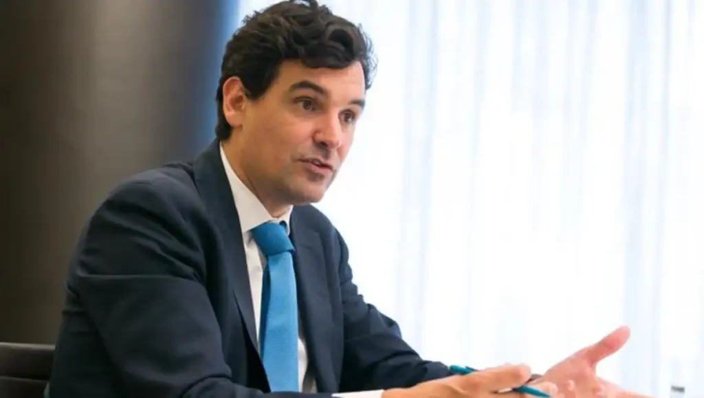 Banco Sabadell Anuncia Cambios Clave en su Dirección: Figueras Toma las Riendas en España