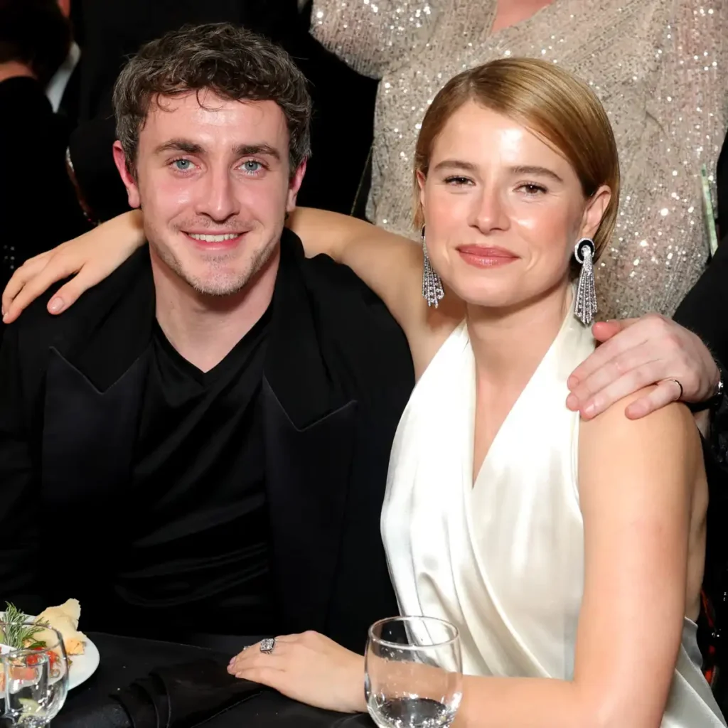 Brillantes Momentos en los Critics Choice Awards 2026: Jessie Buckley y Paul Mescal Deslumbran