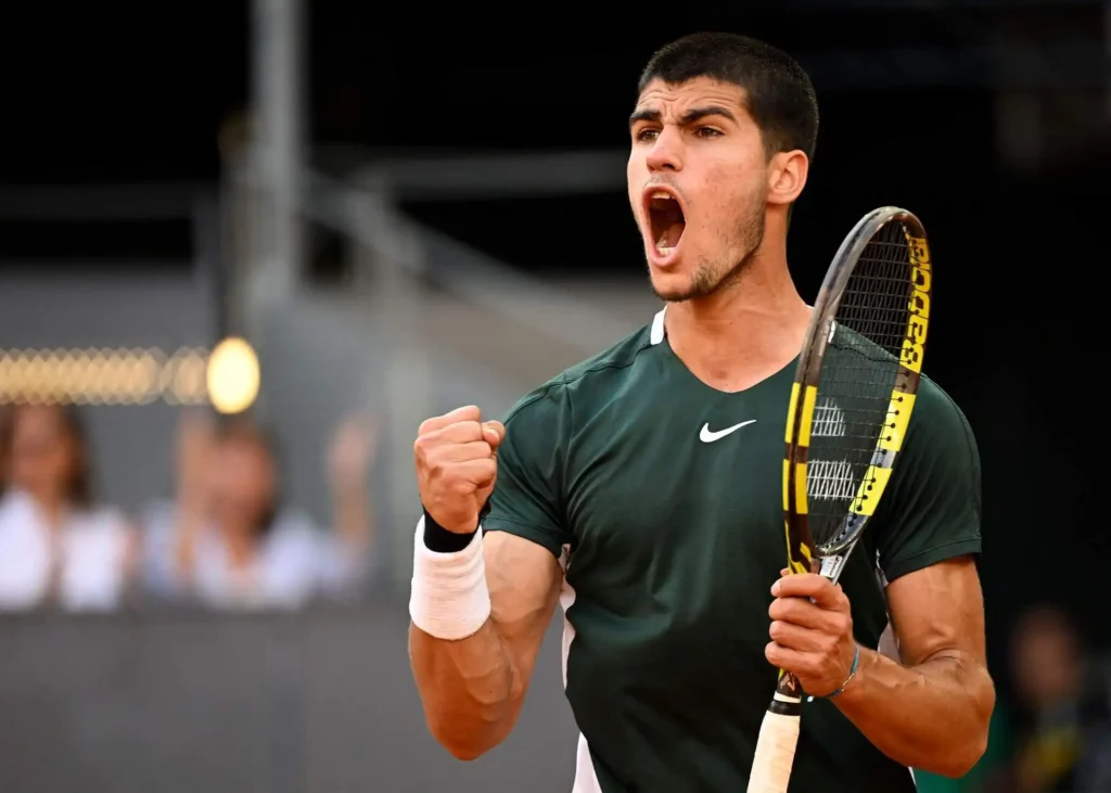 Carlos Alcaraz: La Estrella del Tenis que Prioriza su Pasión por España