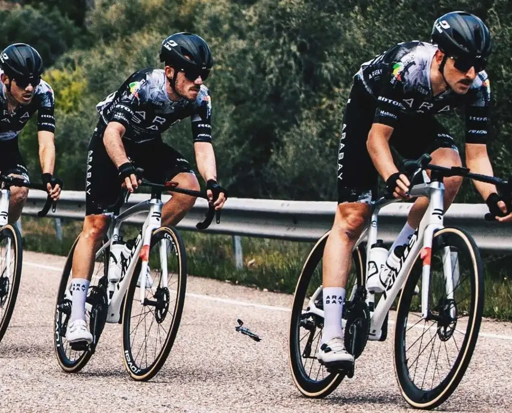 Ciclismo en Crisis: La Desaparición Abrupta del Illes Balears-Arabay