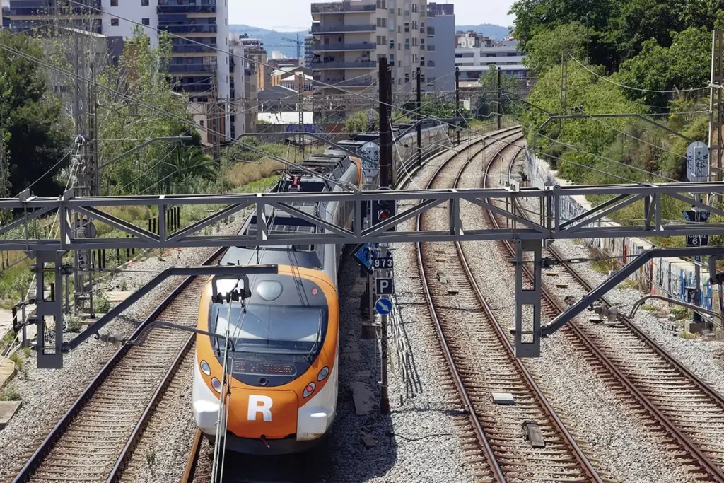 Desafíos y Soluciones en el Transporte Ferroviario Catalán