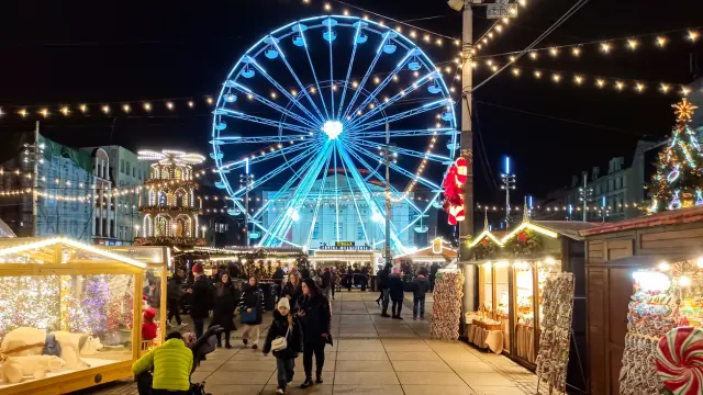 Descubre el Encanto del Mercadillo Navideño en Katowice, Polonia