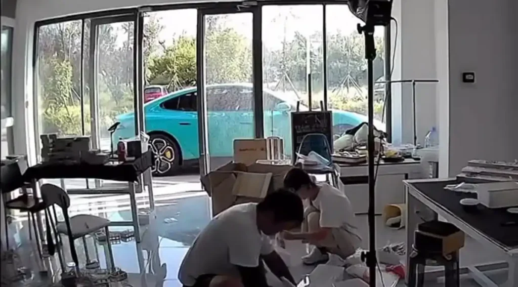 El sorprendente incidente del coche eléctrico de Xiaomi que se movió solo
