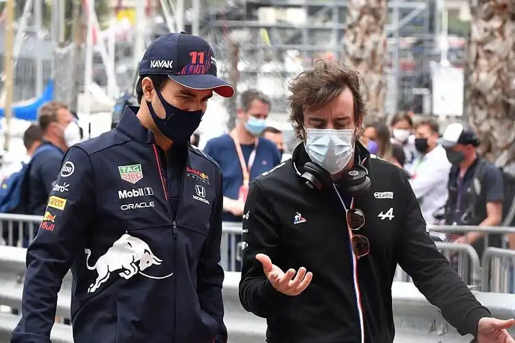 Estilo de pilotaje de Fernando Alonso: ¿cómo domina la F1 a los 44 años?