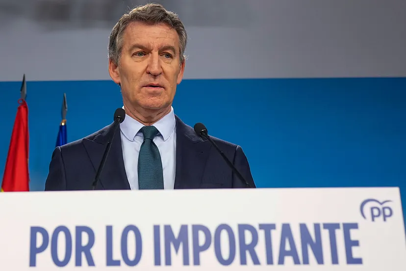 Feijóo critica la gestión del Gobierno tras la tragedia ferroviaria en Adamuz