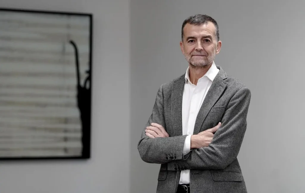 La Búsqueda de la Unidad en la Izquierda Española: Un Análisis de las Estrategias de Antonio Maíllo