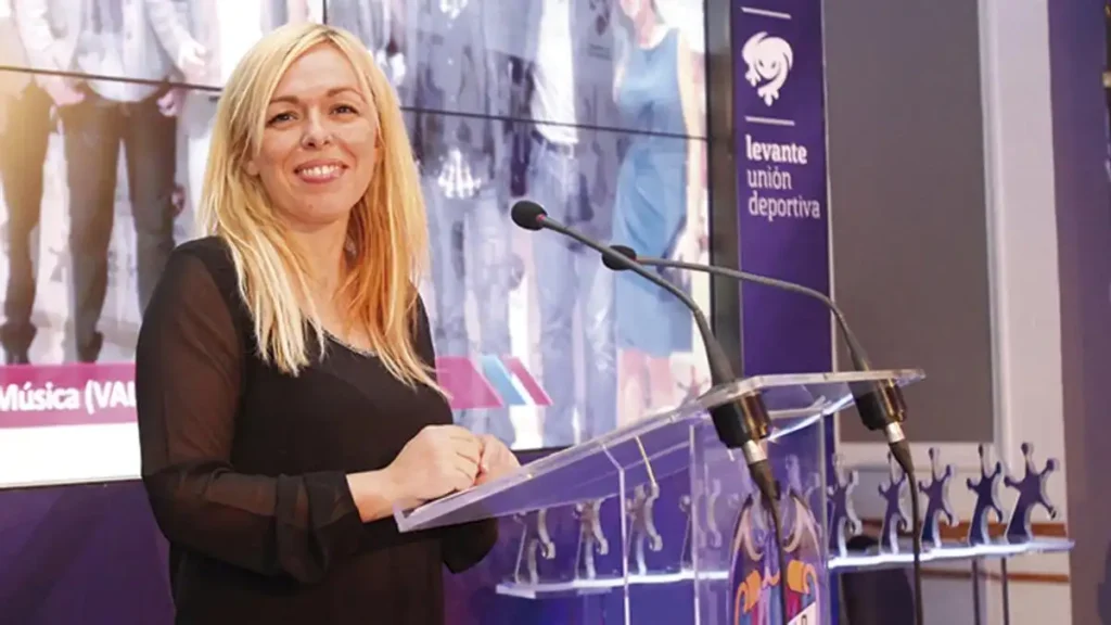 La Huella de Delia Bullido en el Periodismo Deportivo