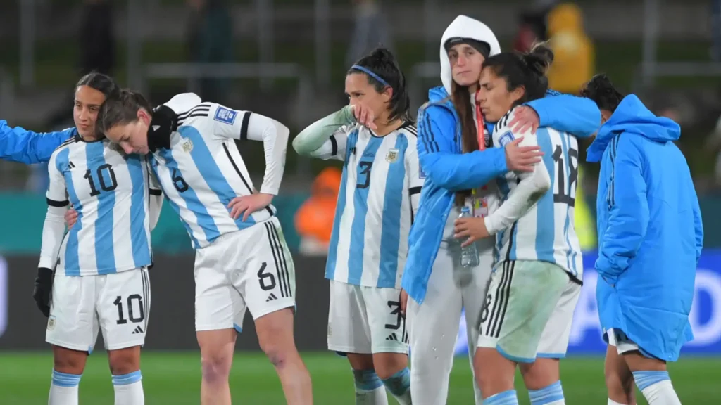 La Transformación del Fútbol Femenino: De la Precariedad a la Élite