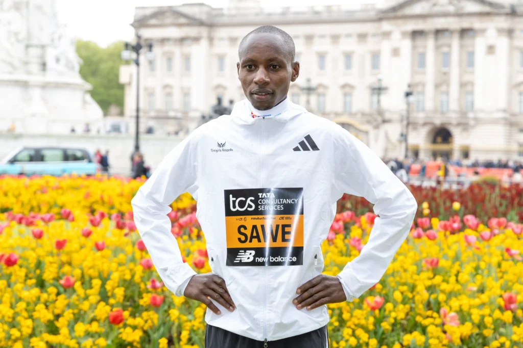 Maratón de Londres 2026: Sabastian Sawe rompe la barrera de las 2 horas