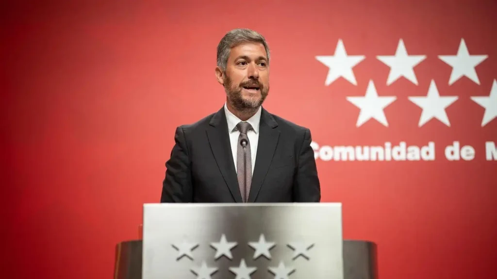 Recurso de la Comunidad de Madrid contra el decreto de regularización de inmigrantes