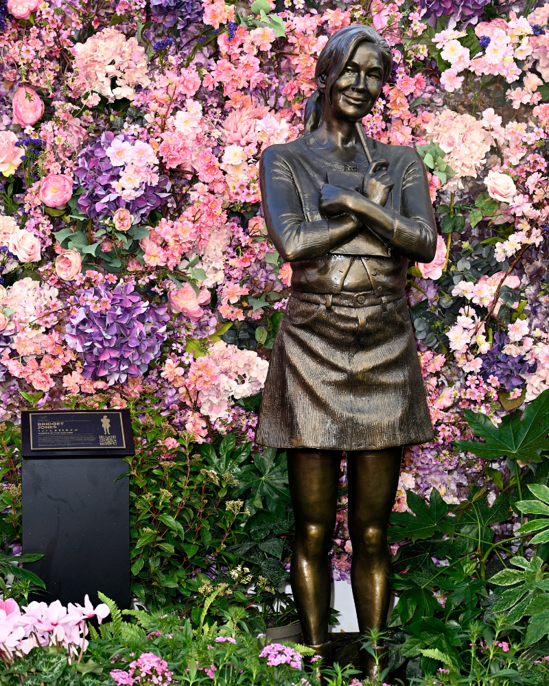 Renée Zellweger Celebra a Bridget Jones con una Estatua en Londres