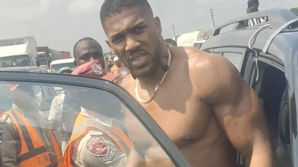 Tragedia en Nigeria: Anthony Joshua y el Accidente que Conmocionó al Mundo del Boxeo