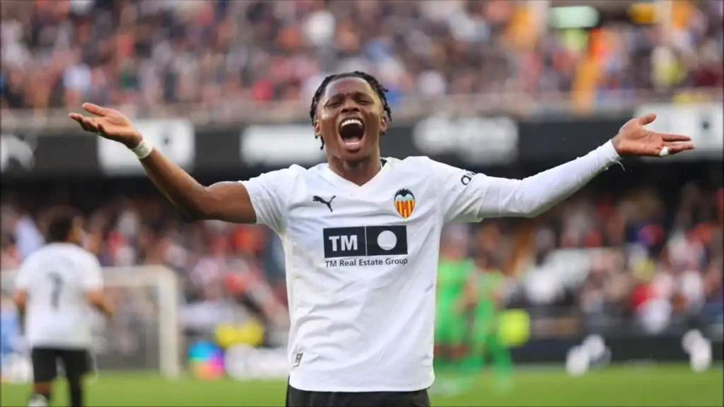 Largie Ramazani Valencia CF 2025-26: ¿Llegará el extremo belga a Mestalla?
